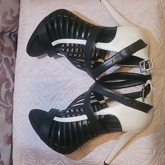 Calvin Klein Heels size 7 - Picture 6 of 6